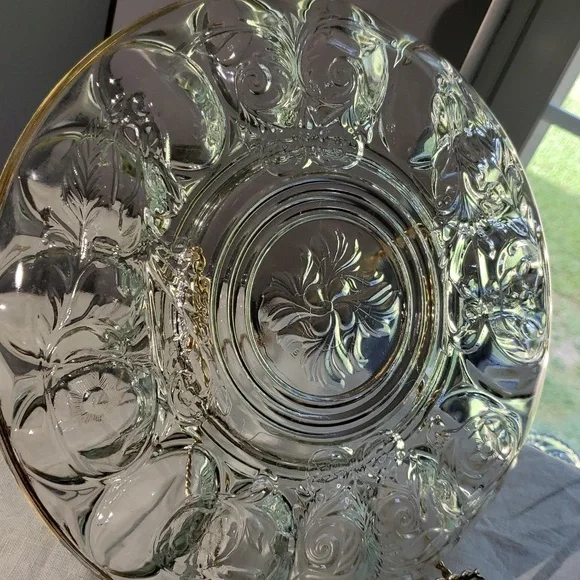 Jeannette glass co vtg egg plate - Picture 4 of 4